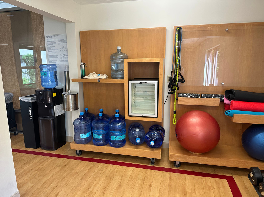 落基山哈特福德万豪酒店主图