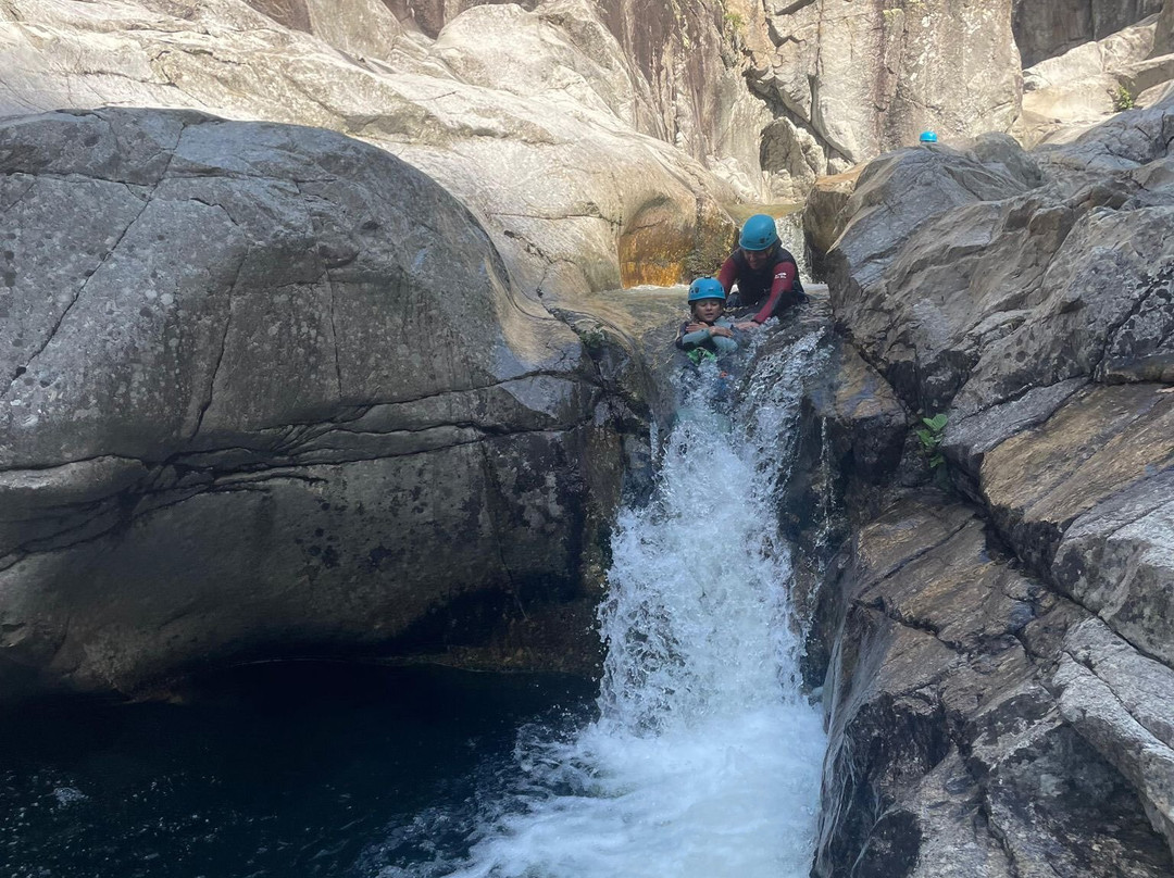 Grimpéo-Les Vans必去景点