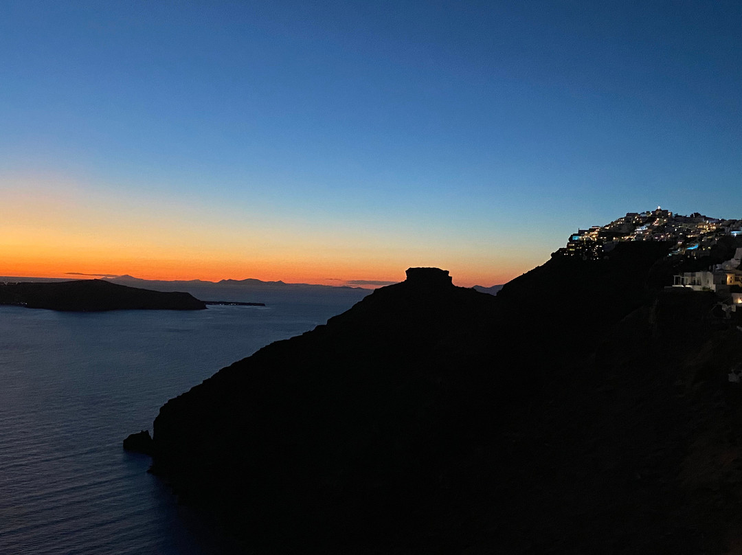 Panoramatic View On Caldera With Three Bells-费拉必去景点