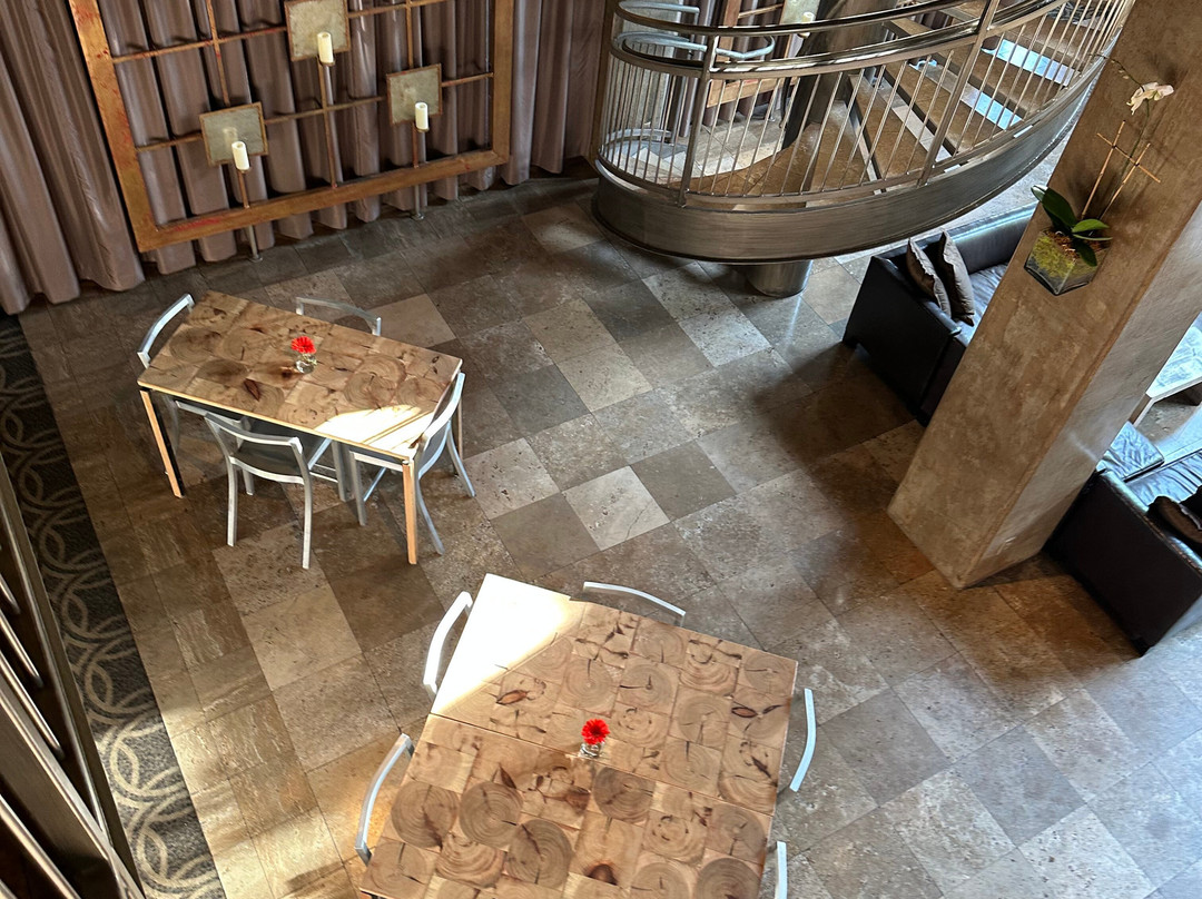 Proximity Hotel主图