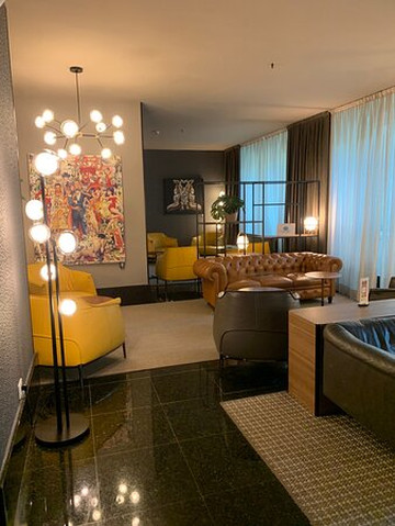 乌纳世纪酒店主图