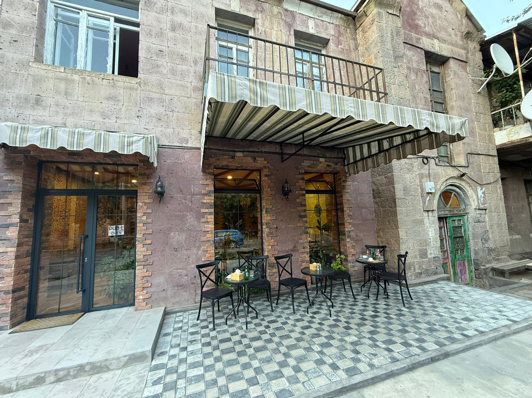 Akn Arevi Restaurant