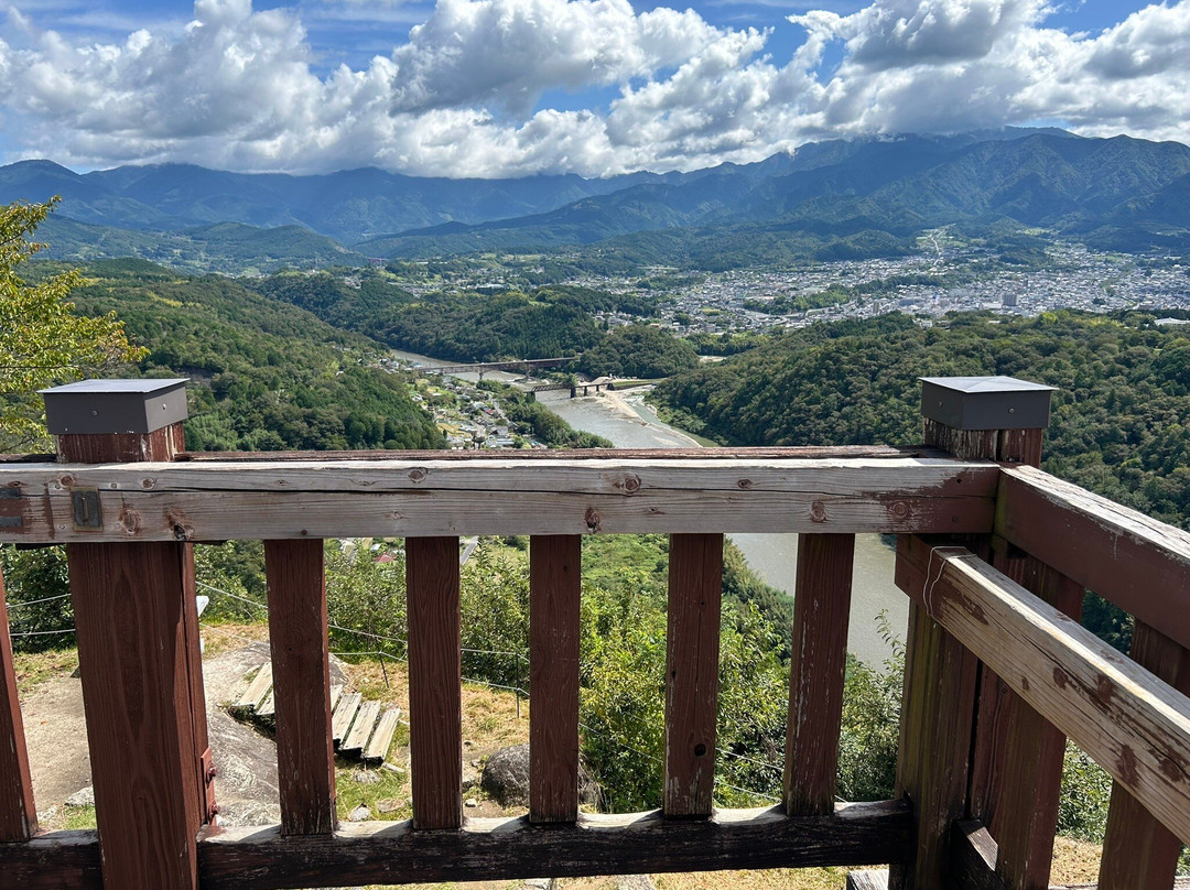 Naegi Castle Ruins-中津川市必去景点