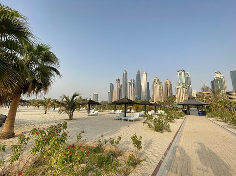 皇家艾美国际海滩度假村主图