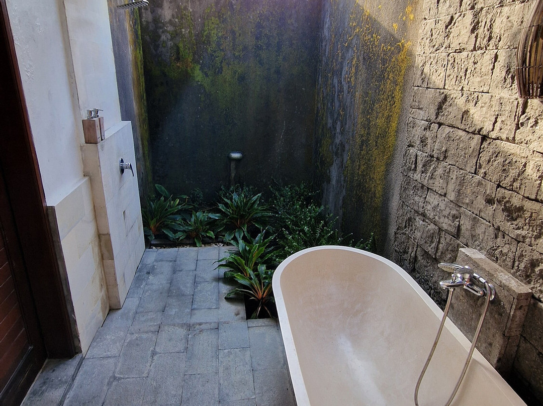 Three Gold Luxury Private Villa主图