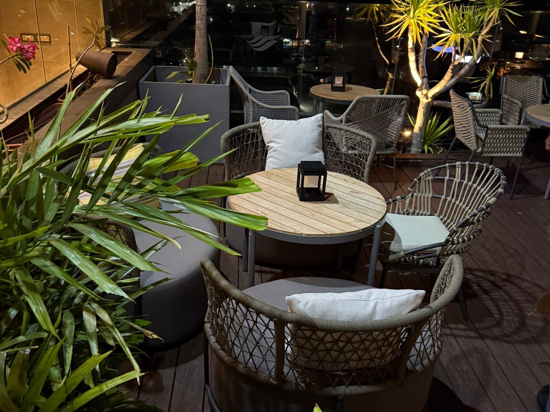 Palm Springs Hotel Dili主图