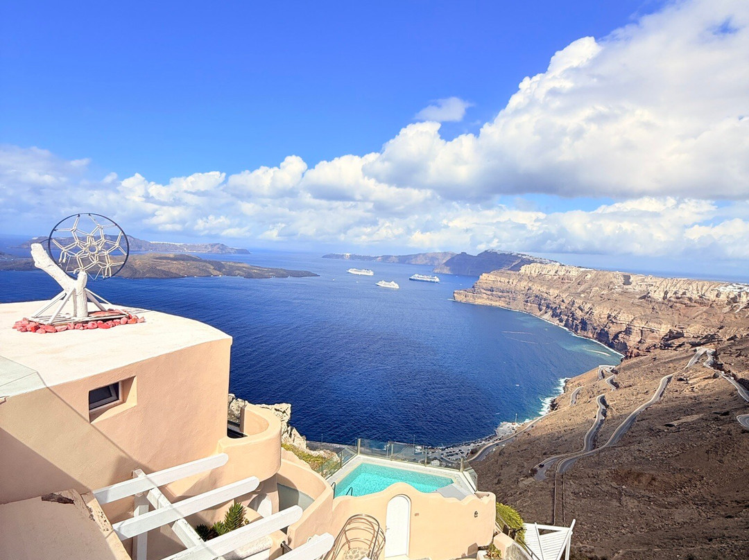 Suites of the Gods Cave Spa Suites主图