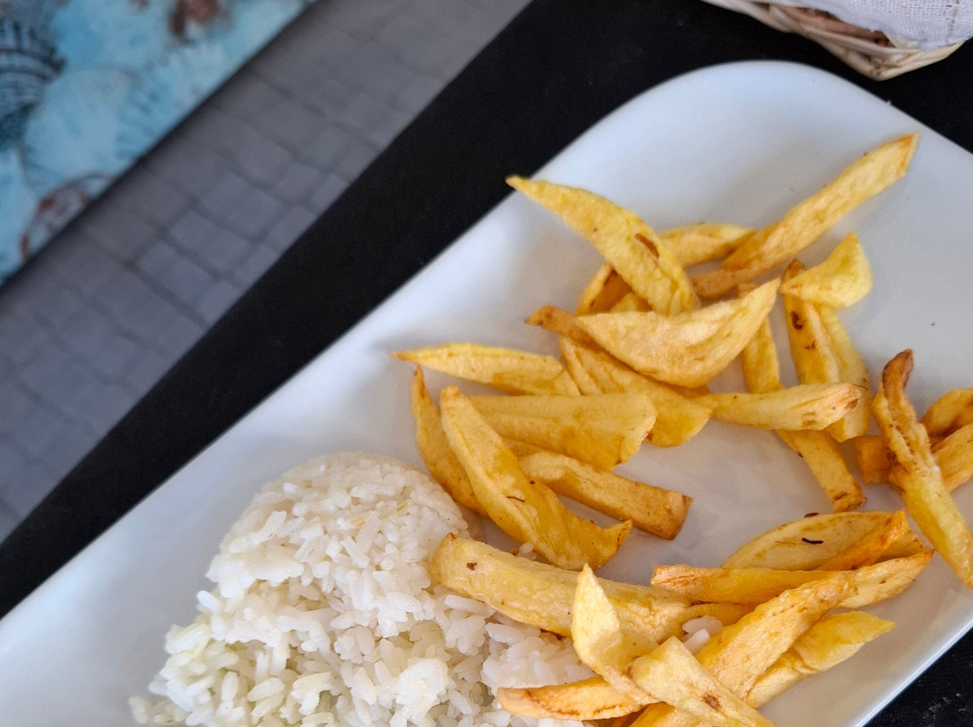 Cantinho Do Peixe Baia Da Amora