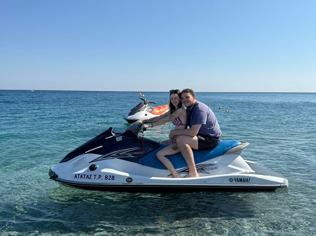 𝗕𝗹𝘂𝗲 𝗟𝗶𝗴𝗵𝘁 𝗪𝗮𝘁𝗲𝗿𝘀𝗽𝗼𝗿𝘁𝘀 𝗥𝗵𝗼𝗱𝗲𝘀-Afandou必去景点