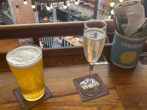 White Cloth Hall-利兹必去景点