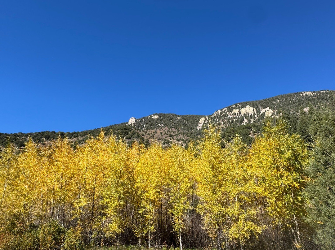 Enchanted Circle Drive-道师城必去景点