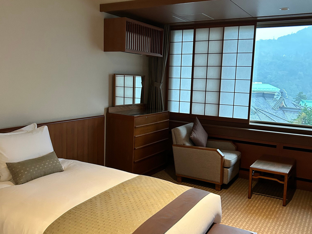 富士屋饭店主图