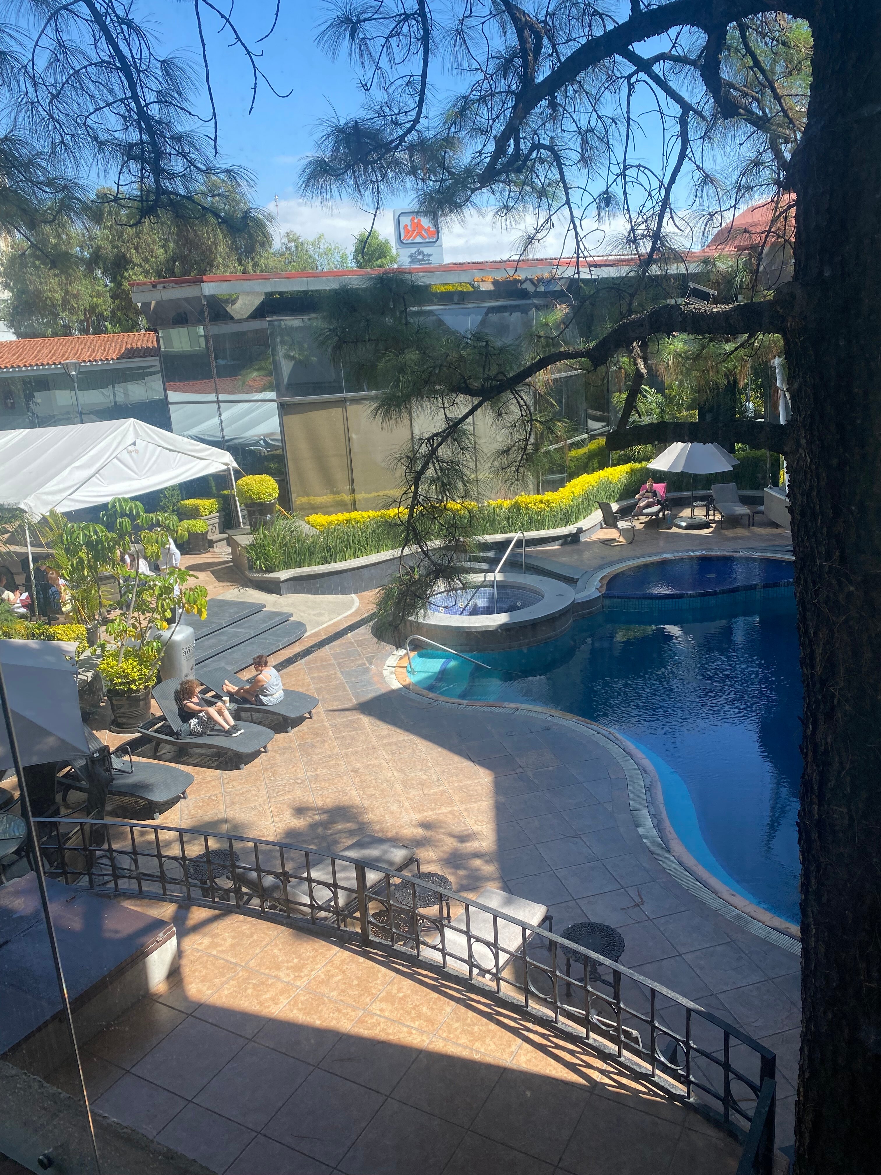 Krystal Satelite Maria Barbara-官方