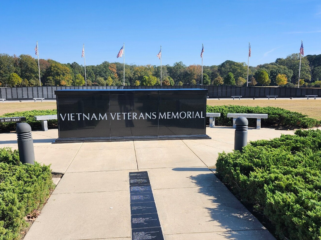 Vietnam Memorial Replica Wall-图珀洛必去景点