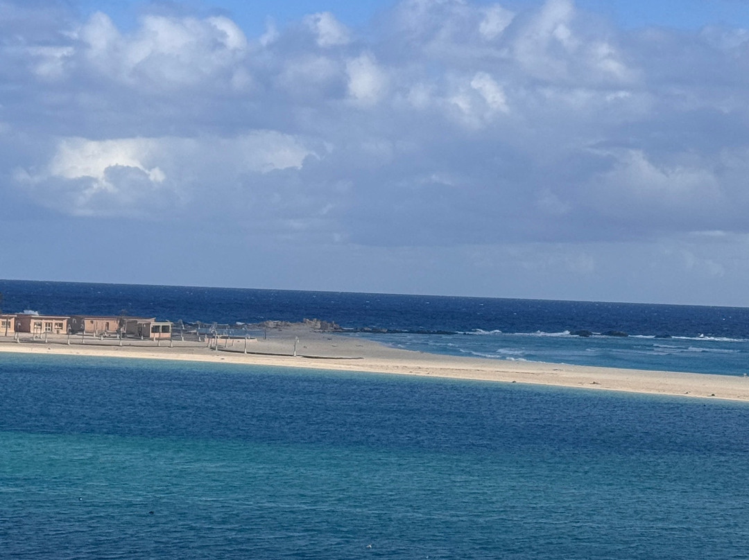 Triumph White Sands主图