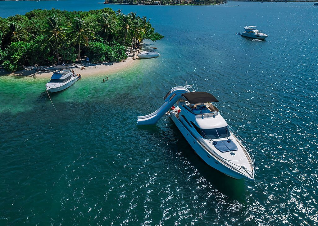 Simplicity Charters-Red Hook必去景点