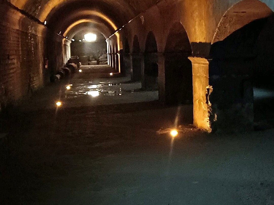 地下柱廊-阿尔勒必去景点