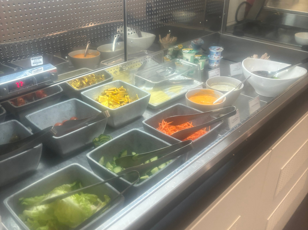 Plaza Express The Lounge-霍利必去景点