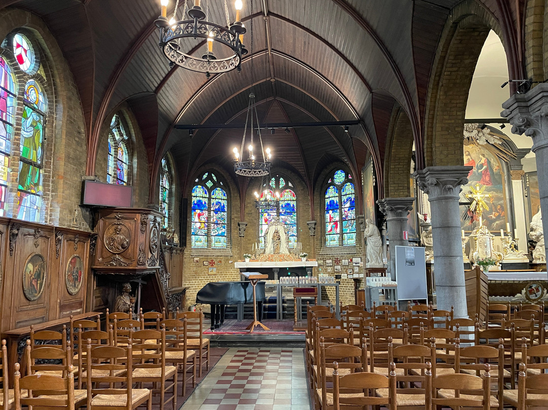 Onze-Lieve-Vrouw-ter-Duinenkerk-奥斯坦德必去景点