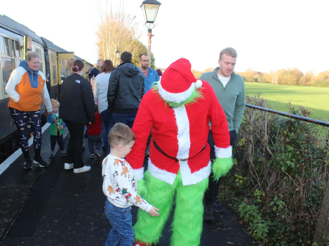 West Somerset Railway-迈恩黑德必去景点