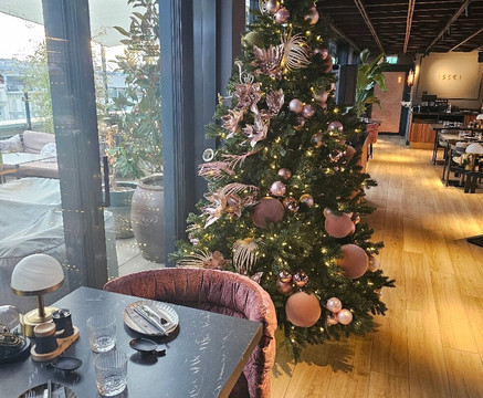 ISSEI Skybar & Restaurant