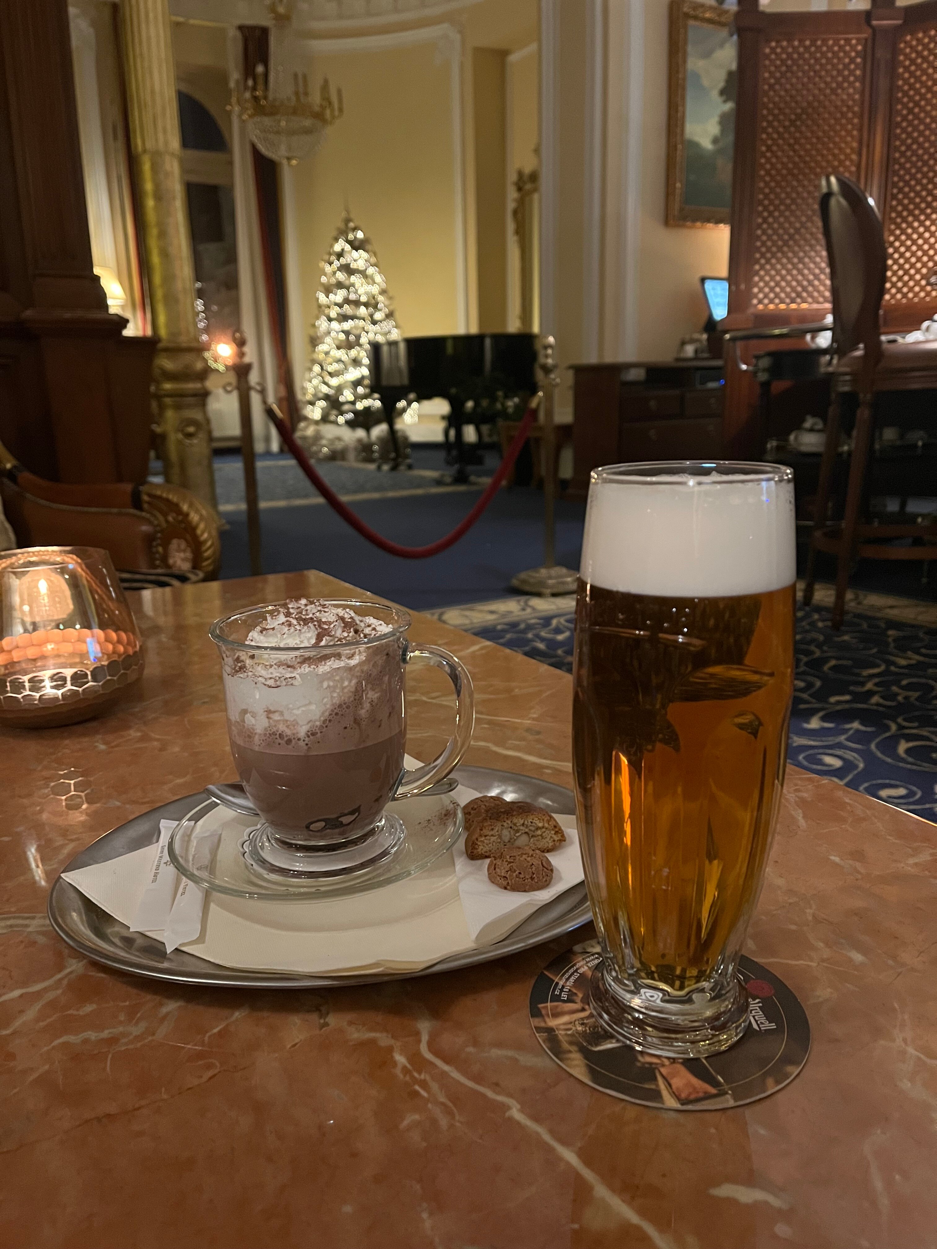 西区萨沃伊酒店-官方