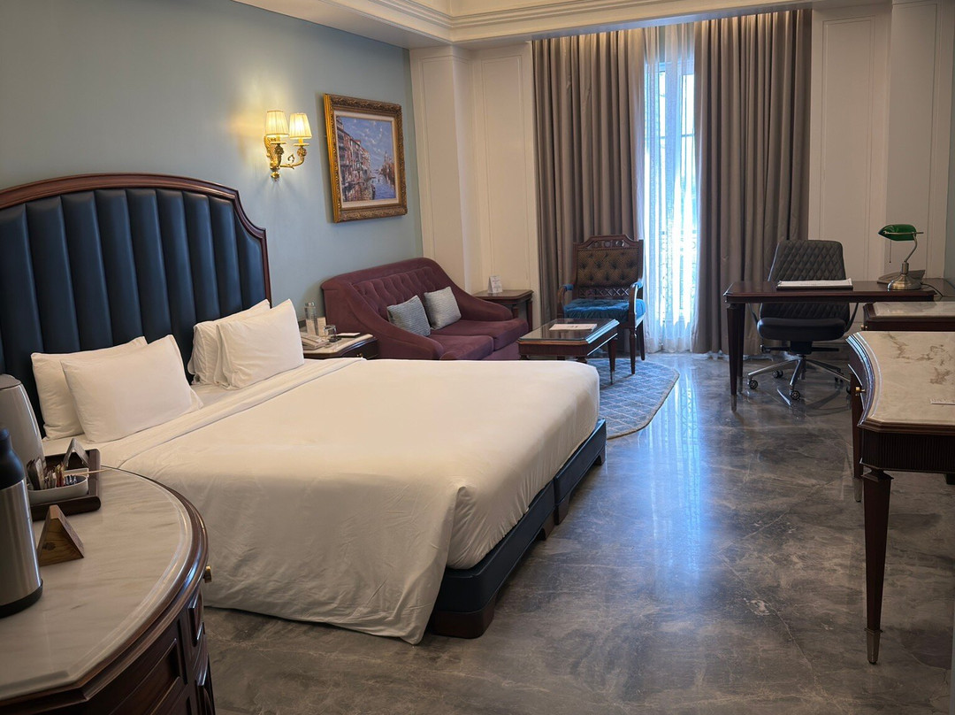 Hotel Hillock Ahmedabad主图