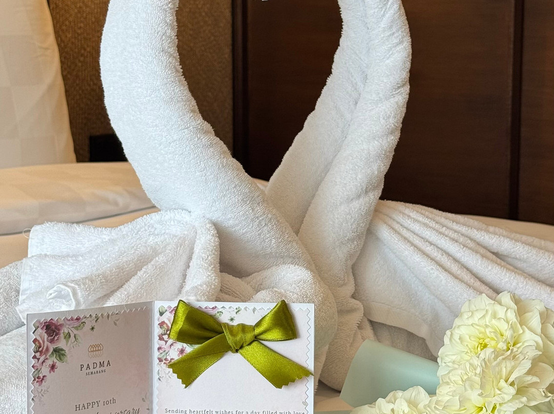 Padma Hotel Semarang主图