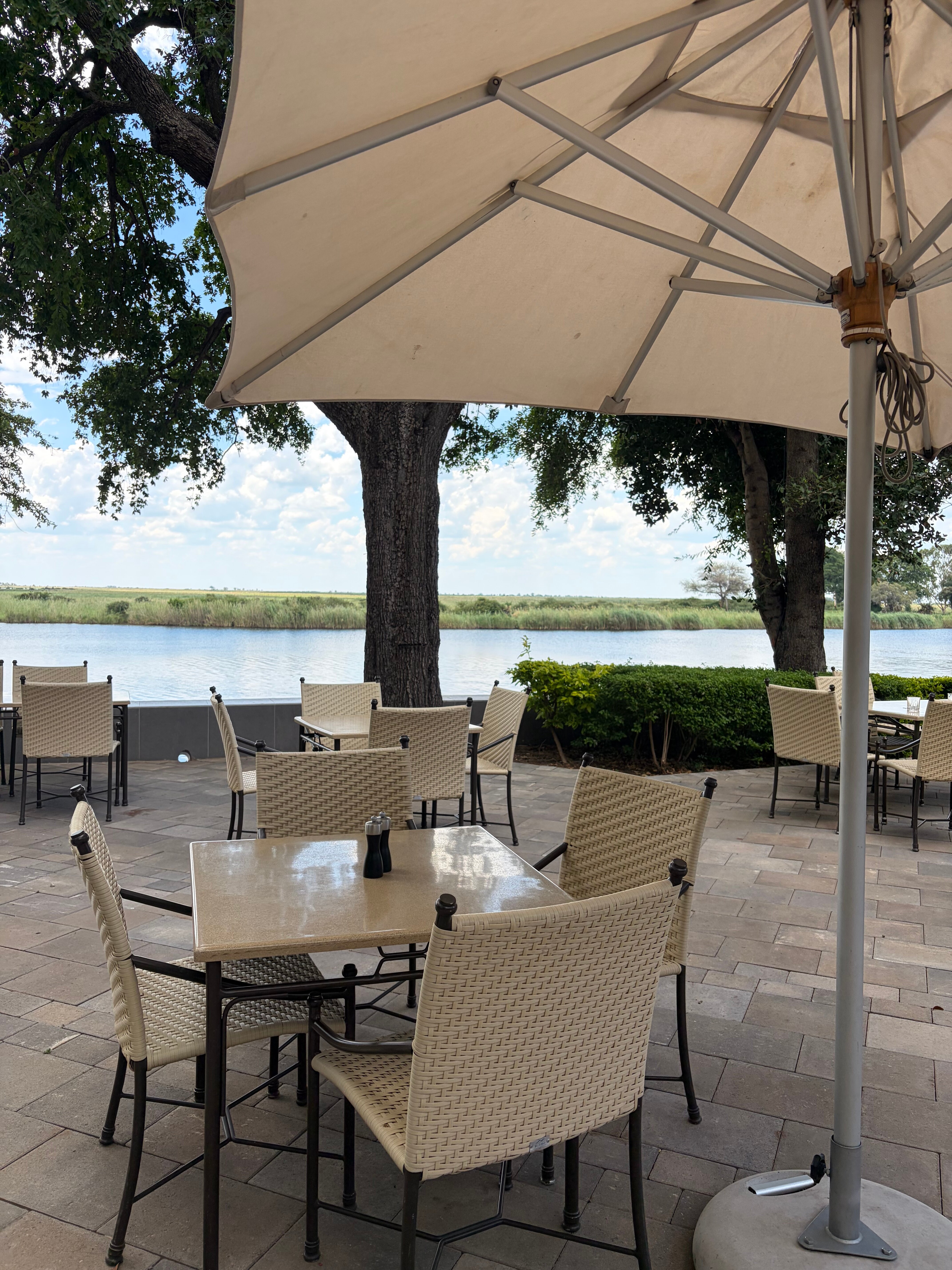 Chobe Safari Lodge-官方