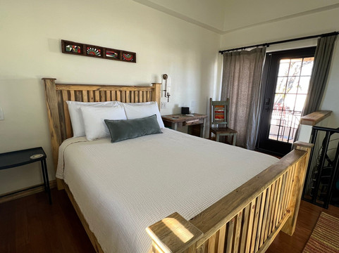 Hoosier Hot Springs-Truth or Consequences必去景点