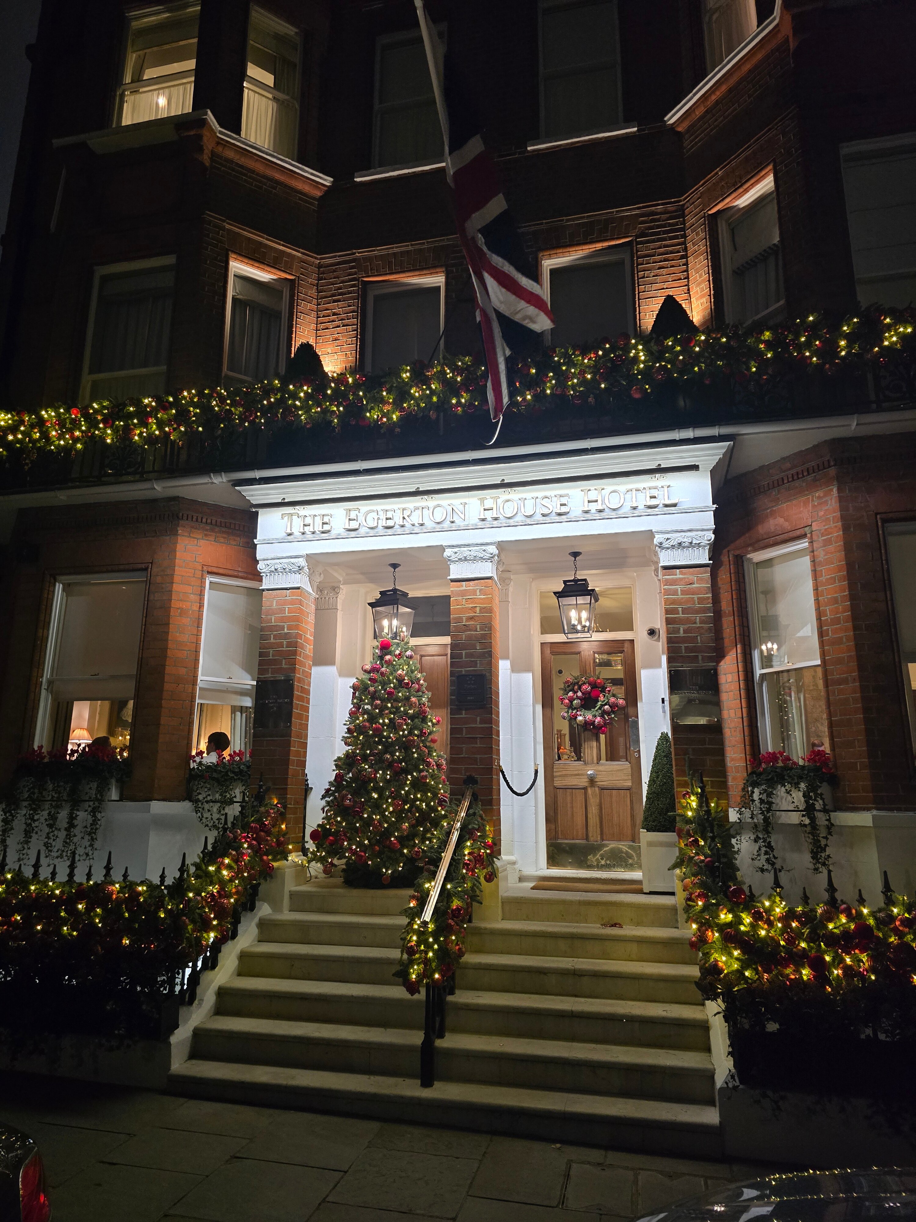 艾格顿酒店-官方