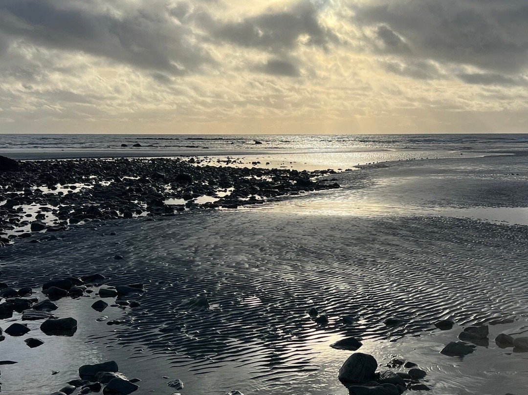Tyrella Beach-Downpatrick必去景点