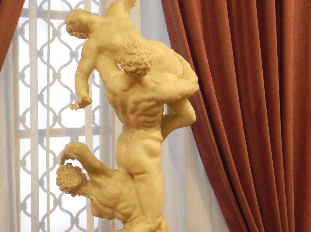 Imperial Palace-特维尔必去景点