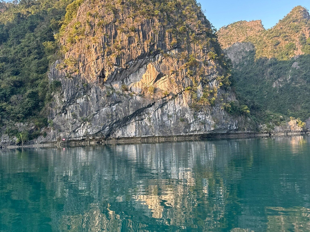 Halong Capella Cruise-海防必去景点