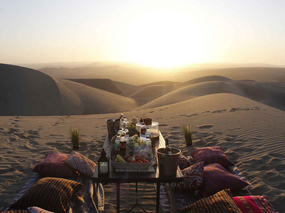 HUACACHINA BUGGY Y SANDBOARD