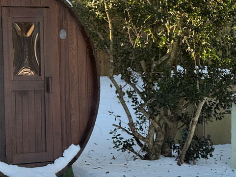 Pilot Knob Inn主图