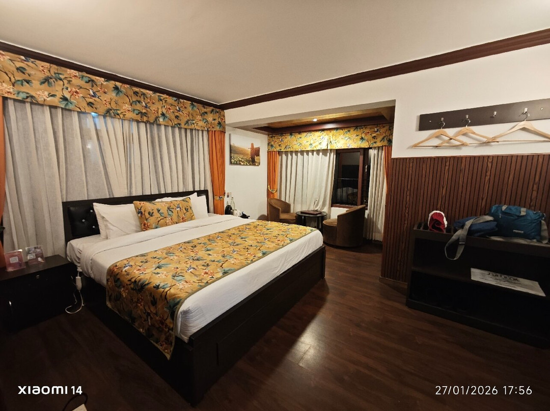 雪峰喜马拉雅山小屋主图