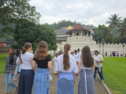 Loving Lanka Tours-康提必去景点