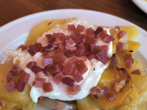 Cafeteria Restaurante Bar La Cruzada