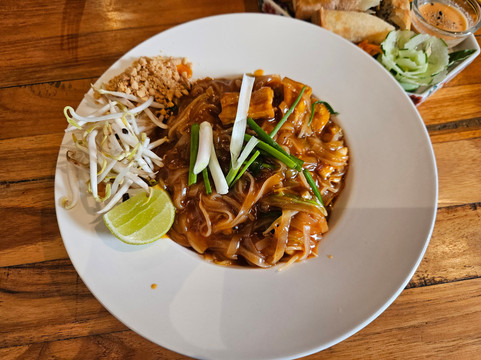 The Happy Cat Luangprabang Veggie Cafe-Restaurant