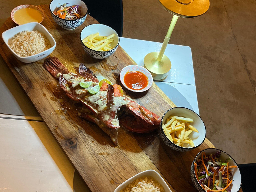 Tuk Tuk Island Unawatuna主图