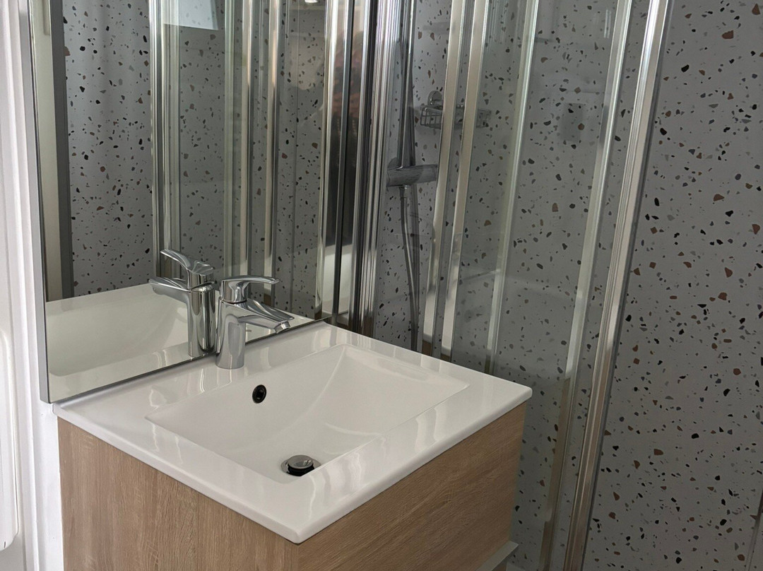 瑟堡普雷棕斯码头大使酒店主图