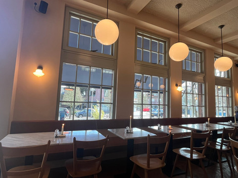 布利克酒店主图