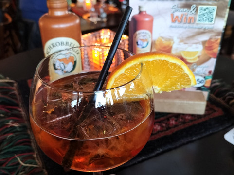 Schrobbelèr-蒂尔堡必去景点