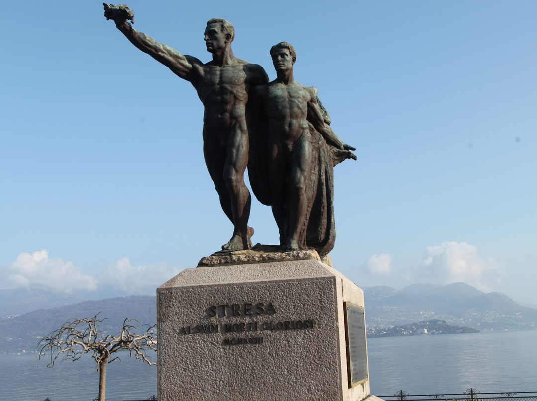 Monumento Ai Caduti-斯特雷萨必去景点