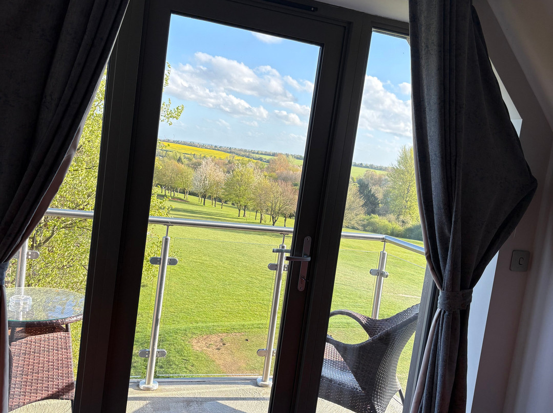 科茨沃尔德水疗酒店主图