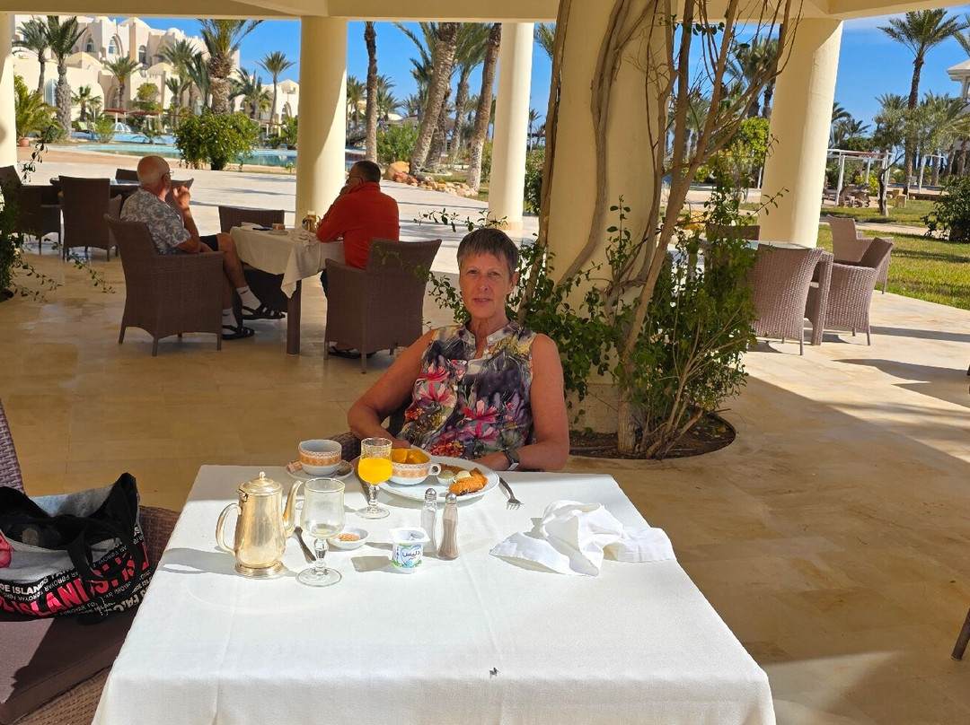 杰尔巴哈斯尔珍贵塔拉索 Spa 酒店主图