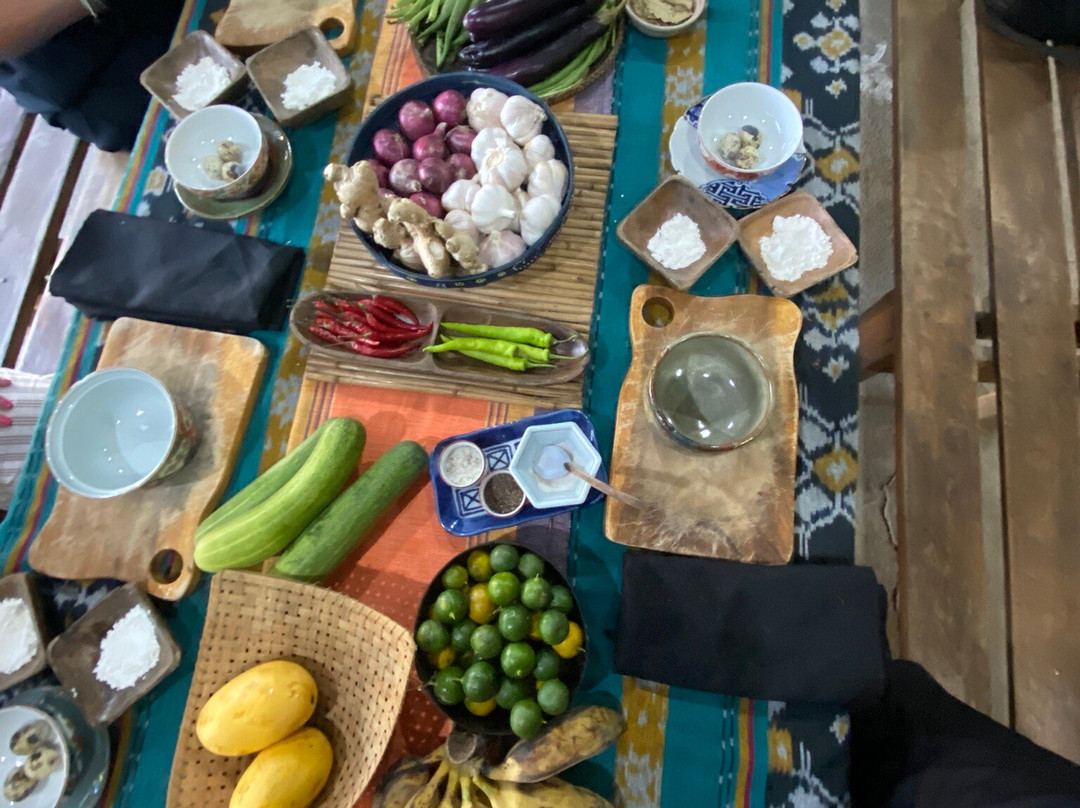 El Kusina Filipino Cooking Class-爱妮岛必去景点