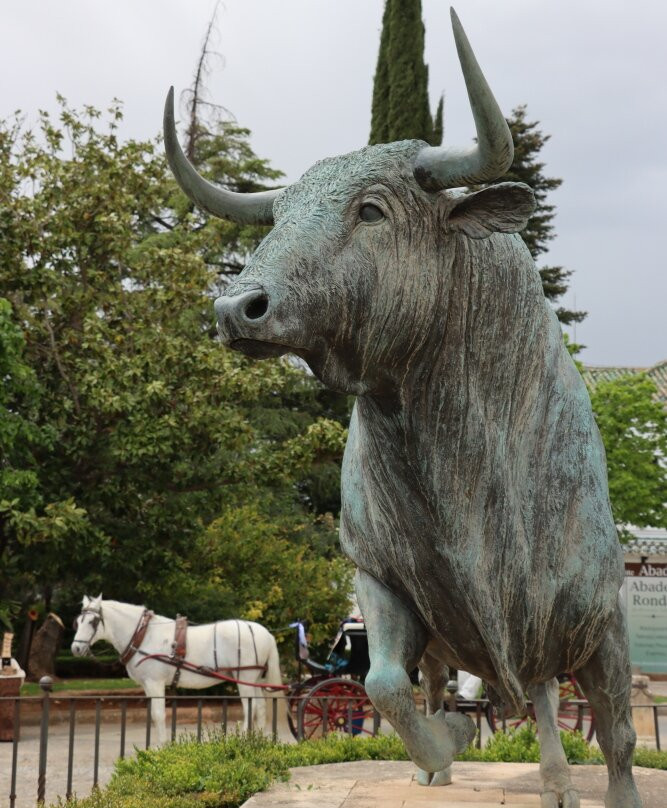 Monumento al Toro-隆达必去景点