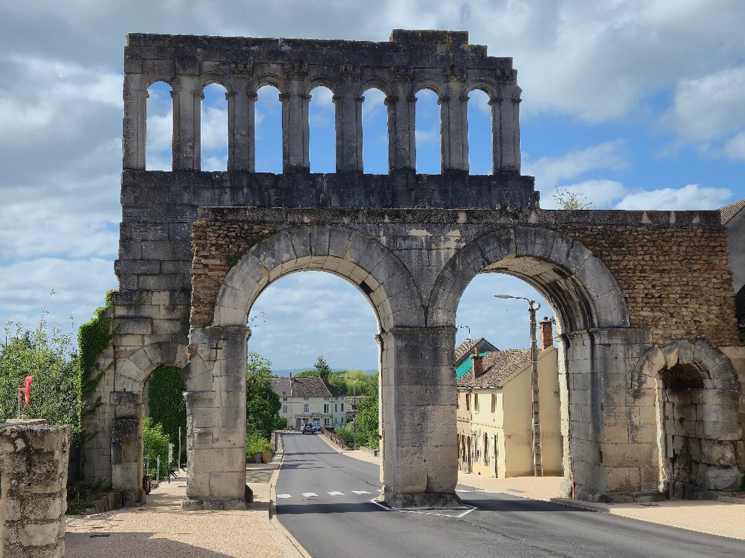 Porte d'Arroux-Autun必去景点